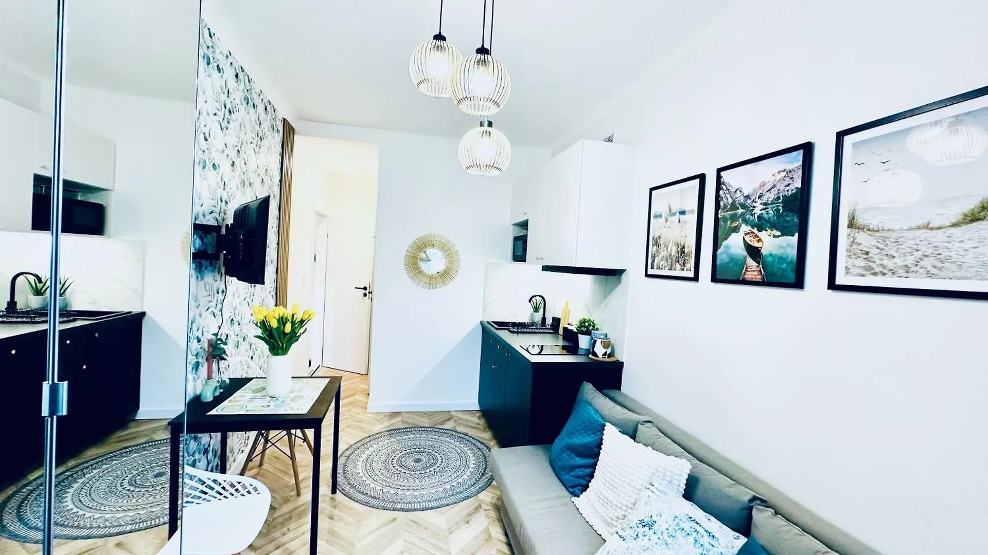 Olivia Apartments - Sloneczny Apartament W Centrum Warszawy, Plac Unii Lubelskiej, Lazienki Krolewskie, Pole Mokotowskie ワルシャワ